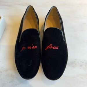 Elegant Black Velvet Loafers with Red Script